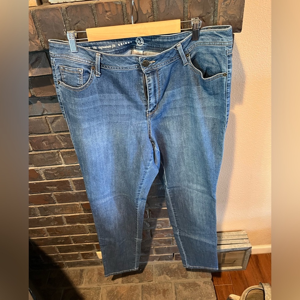N 62 Women’s Jeans Size 16T